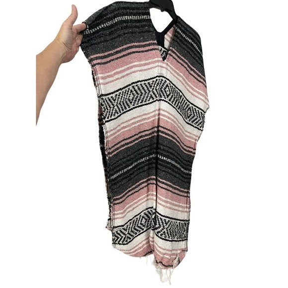 Blanket Poncho Multi Striped Fringes Southwestern Mexican By Frank Textiles - Picture 3 of 6